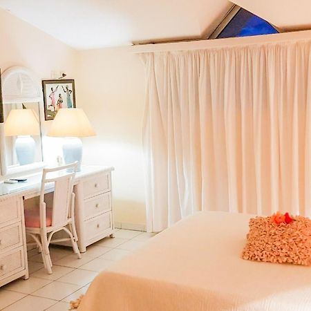 Appartement Les Yuccas, Vue Sur La Mer Et Les Montagnes Le Gosier  Εξωτερικό φωτογραφία